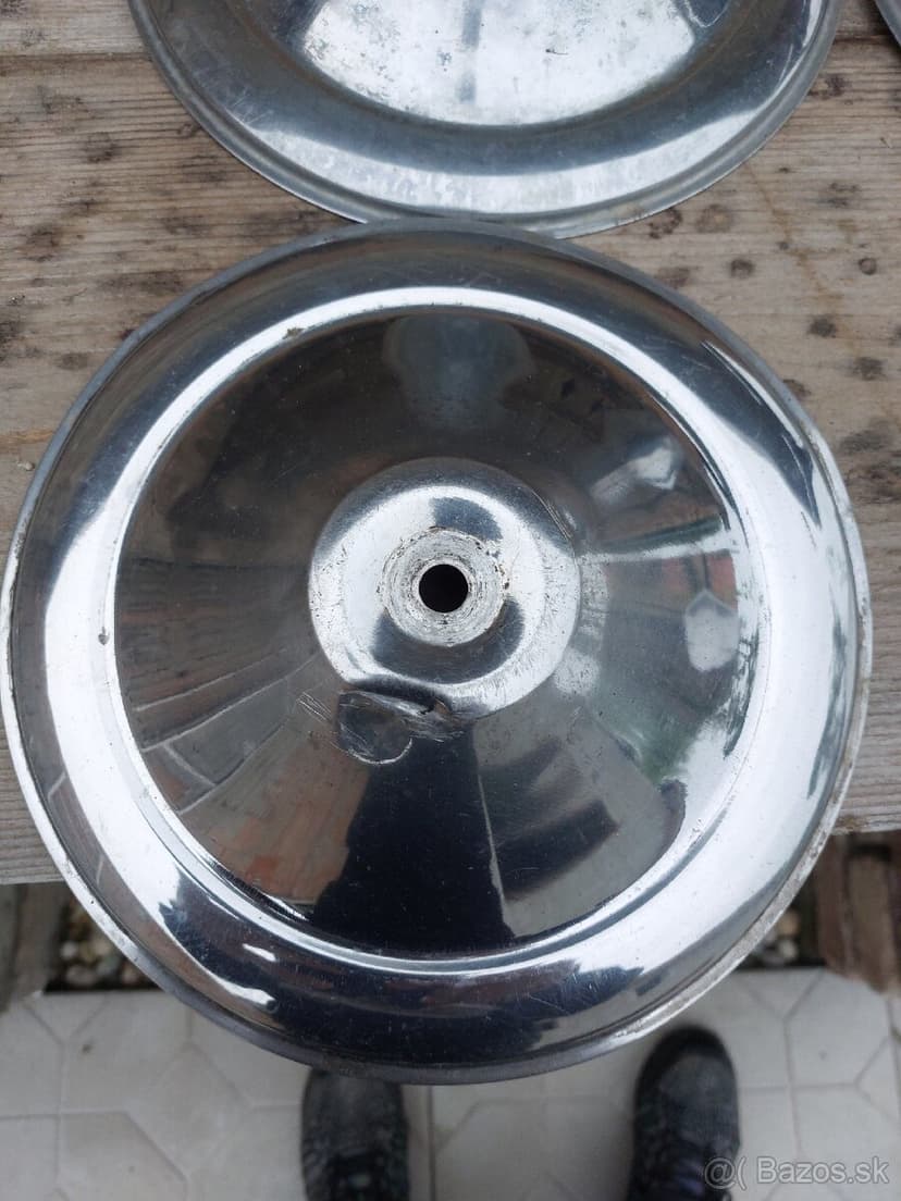 Puklice Fiat 500 veterán