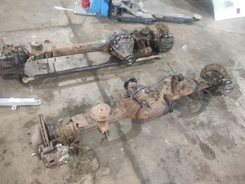 Nápravy Nissan patrol y60 rozpredám na náhradné diely