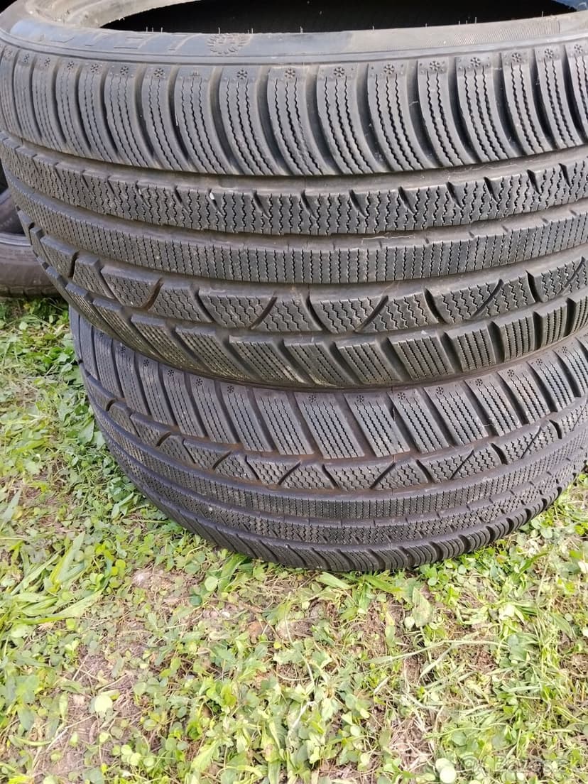 Zimne 275/40 R20, 106V Leao Winter Defender UHP, 2ks
