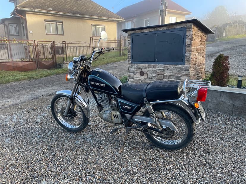 Suzuki gn 125