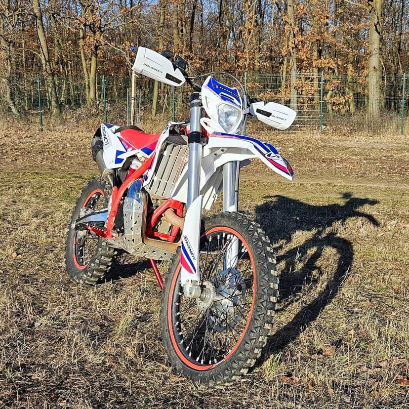 Predám enduro Beta Xtrainer 300-2T MY2021