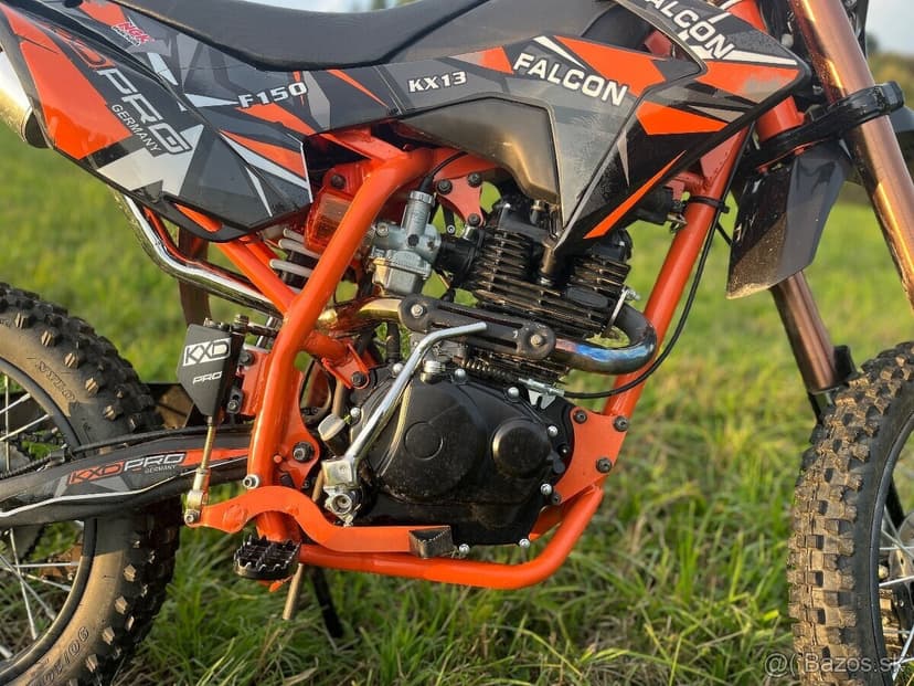 Predám motorku Kxd Falcon Pro