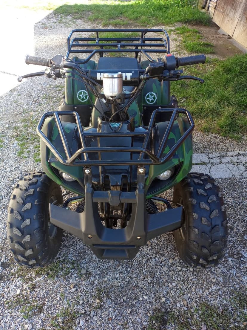 Predám benzínovú štvorkolku Hecht Army 56125